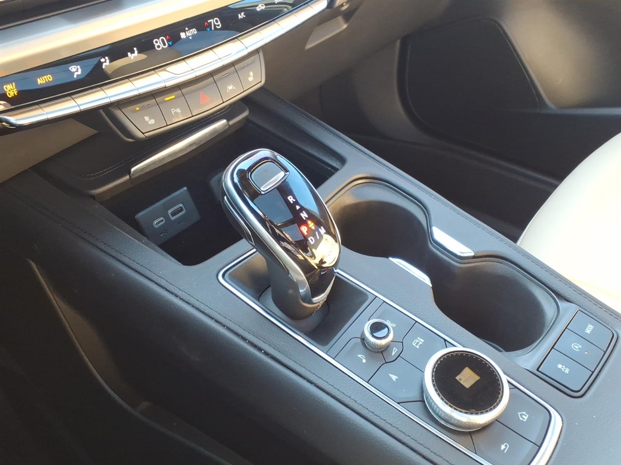 Cadillac XT4 AWD 4dr Premium Luxury 2025