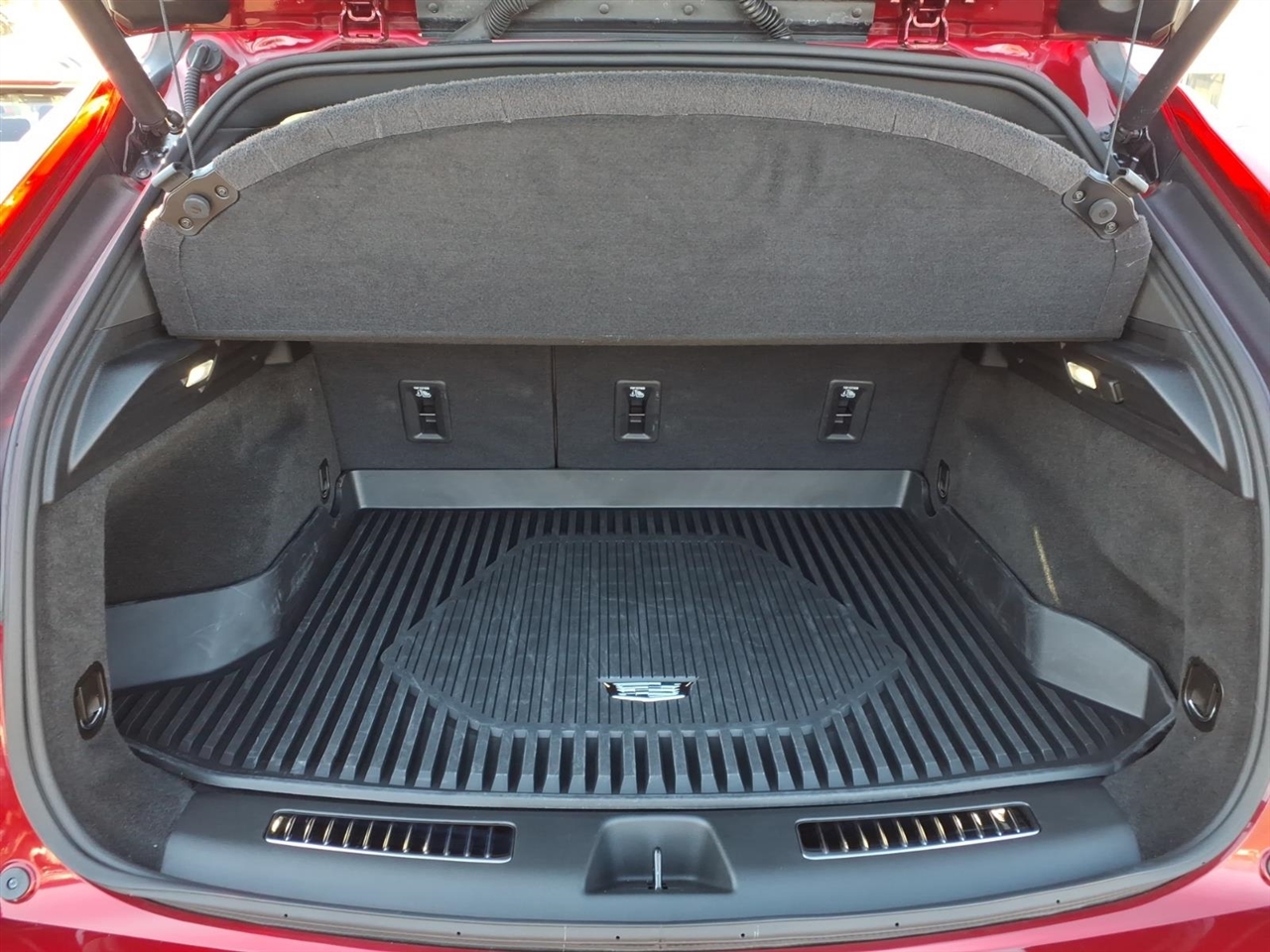 Cadillac XT4 AWD 4dr Premium Luxury 2025