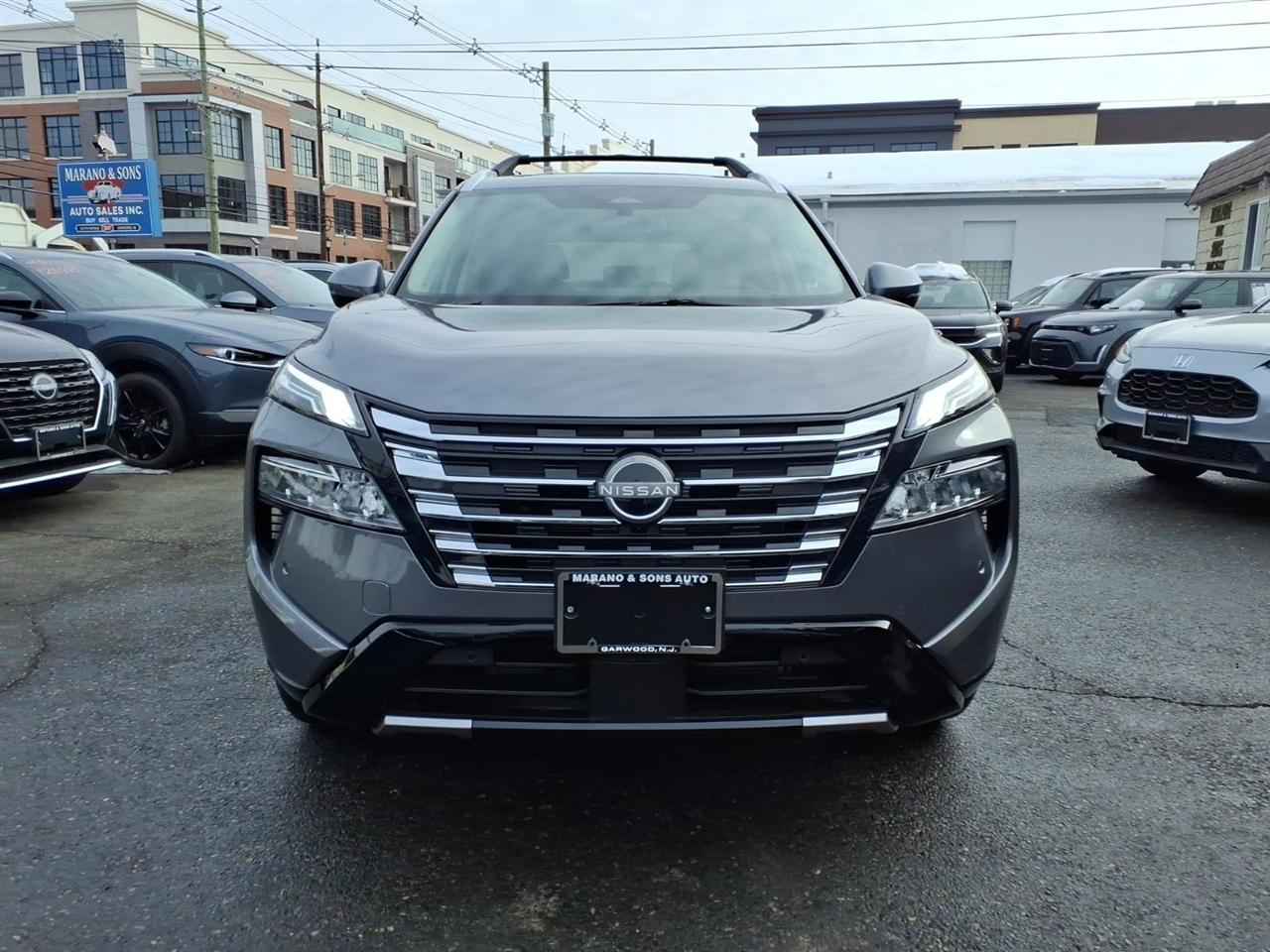 Nissan Rogue AWD Platinum 2025