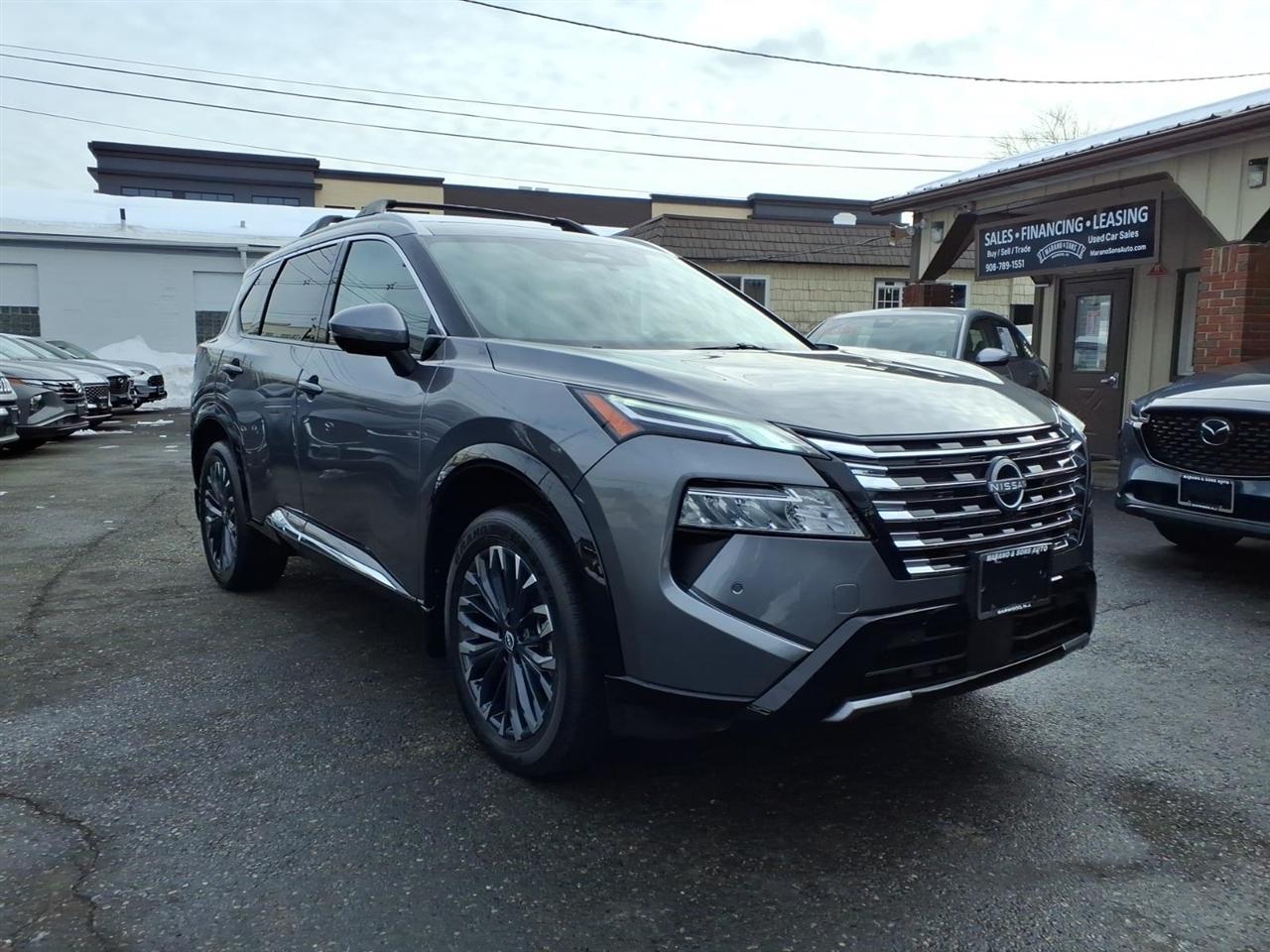 Nissan Rogue AWD Platinum 2025