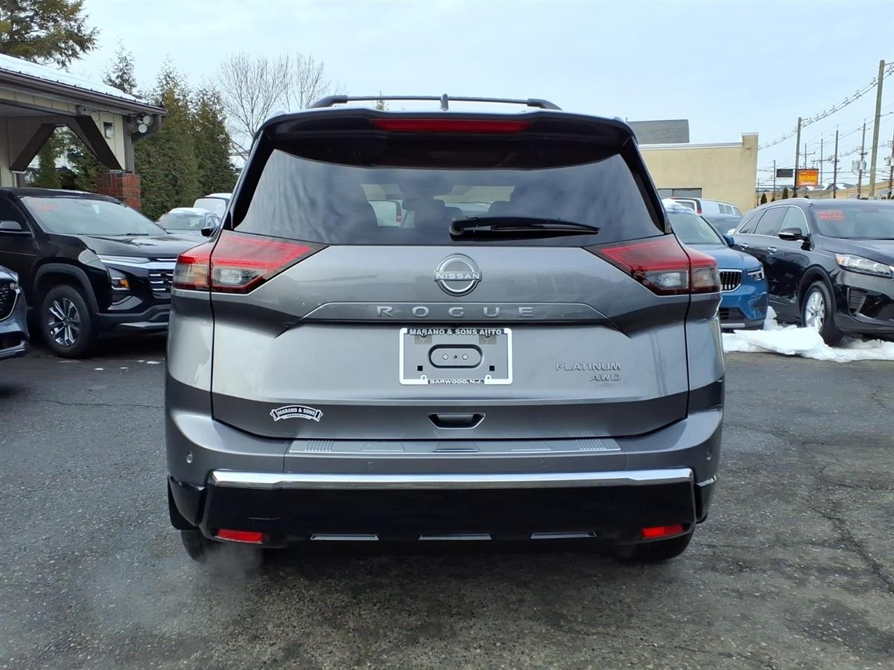 Nissan Rogue AWD Platinum 2025