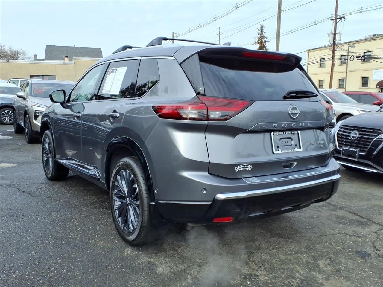 Nissan Rogue AWD Platinum 2025