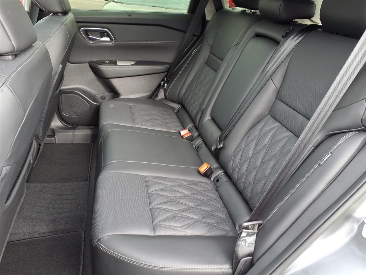 Nissan Rogue AWD Platinum 2025