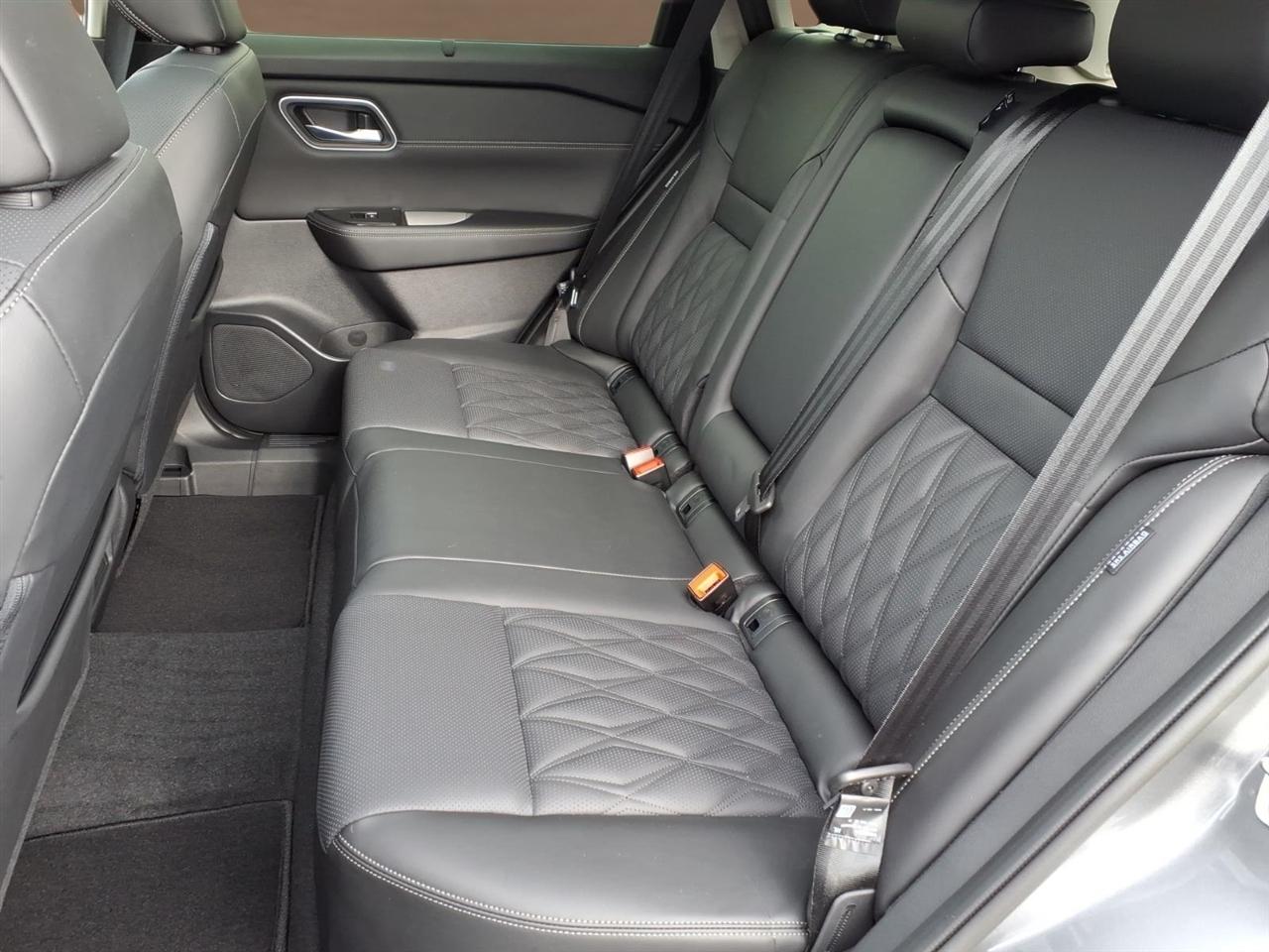 Nissan Rogue AWD Platinum 2025