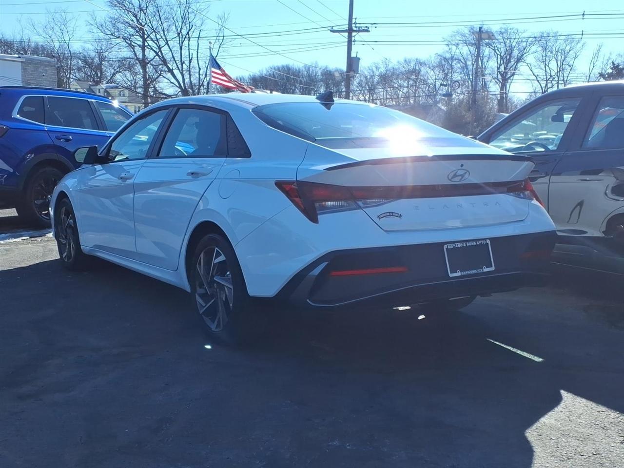 Hyundai Elantra SEL Sport IVT 2025