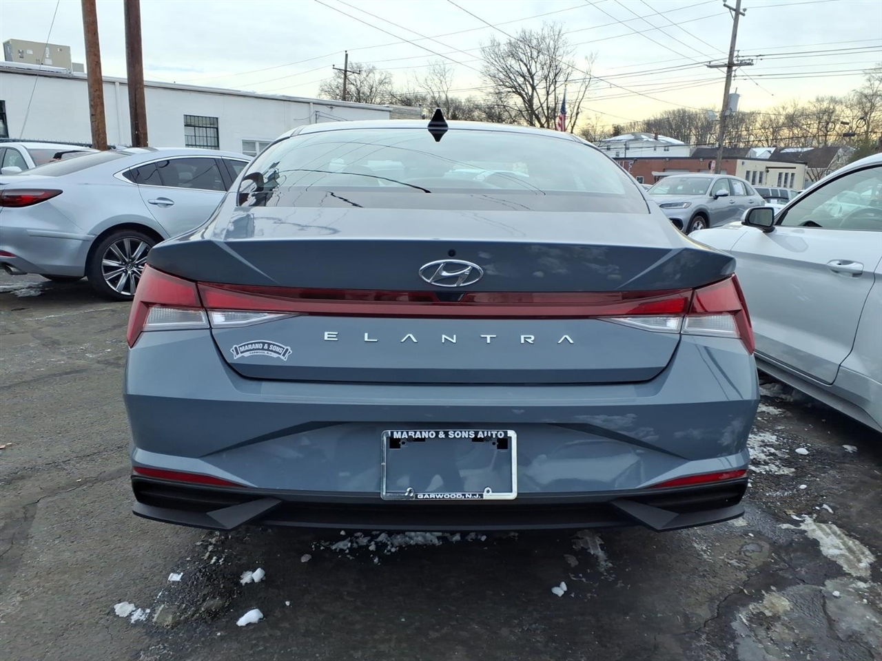 Hyundai Elantra SE IVT 2023