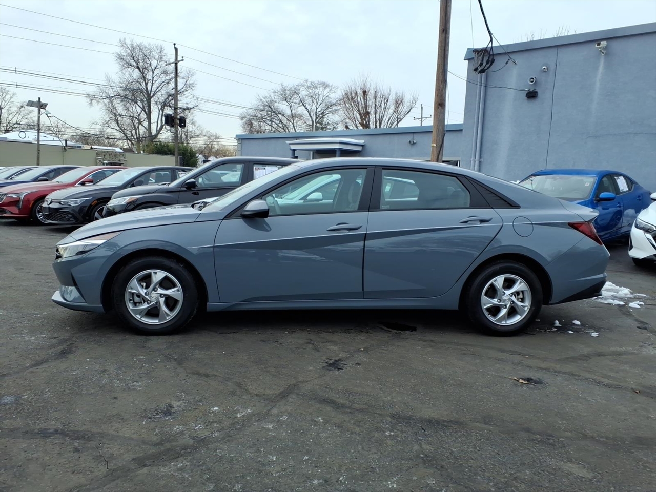 Hyundai Elantra SE IVT 2023