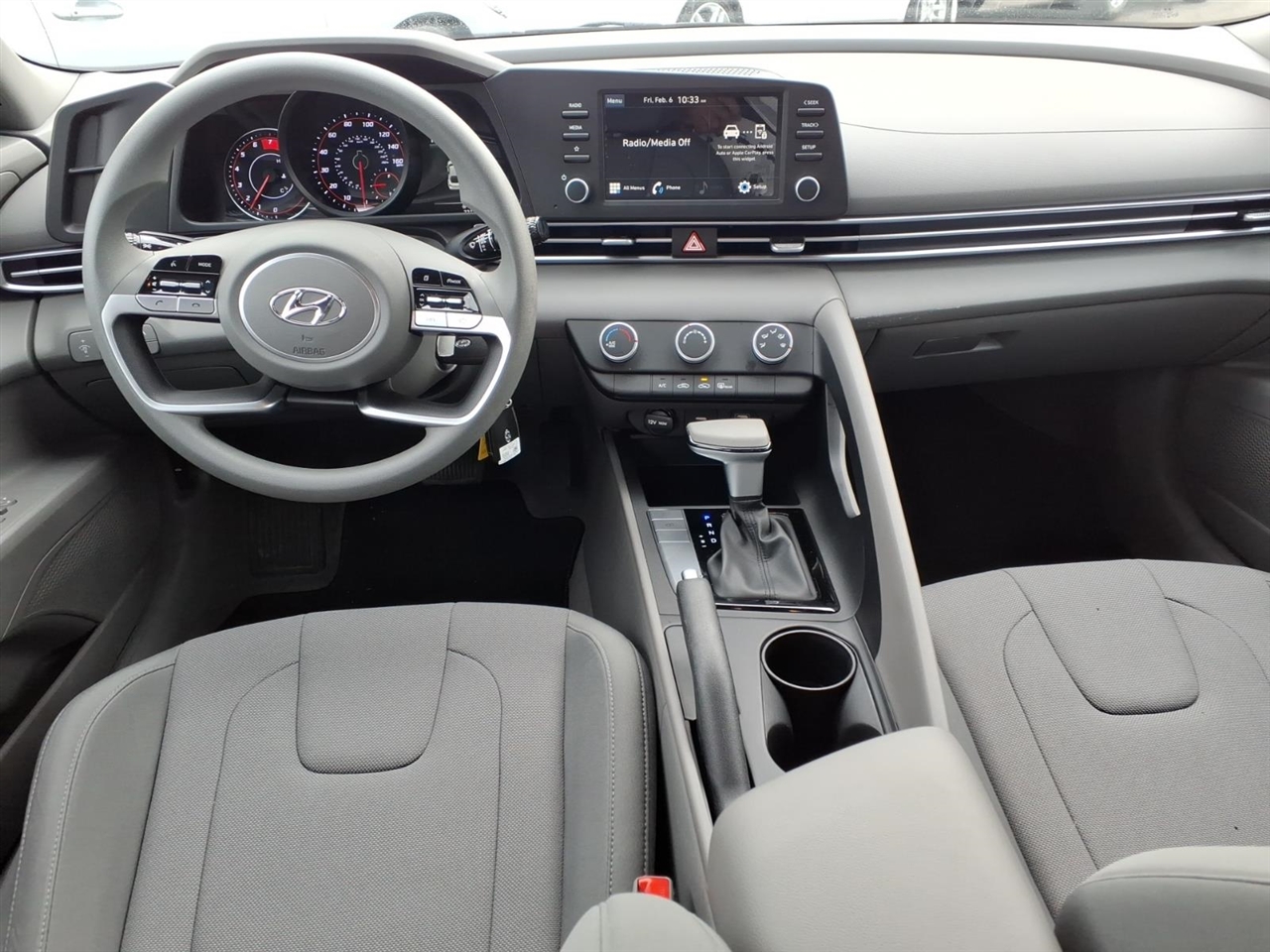 Hyundai Elantra SE IVT 2023