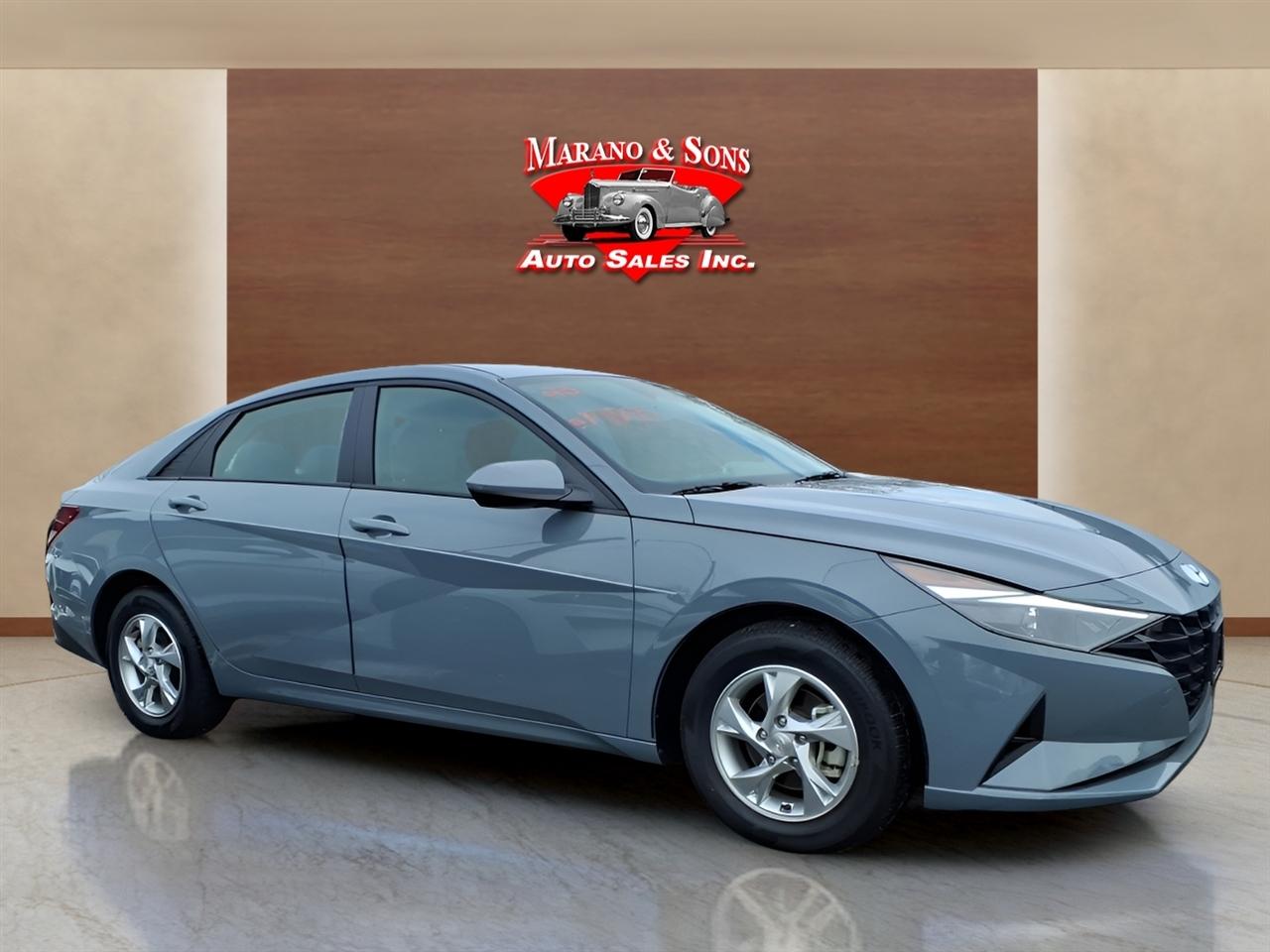 Hyundai Elantra SE IVT 2023