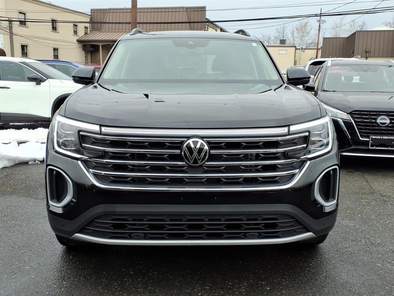 Volkswagen Atlas 2.0T SE w/Technology 4MOTION 2025