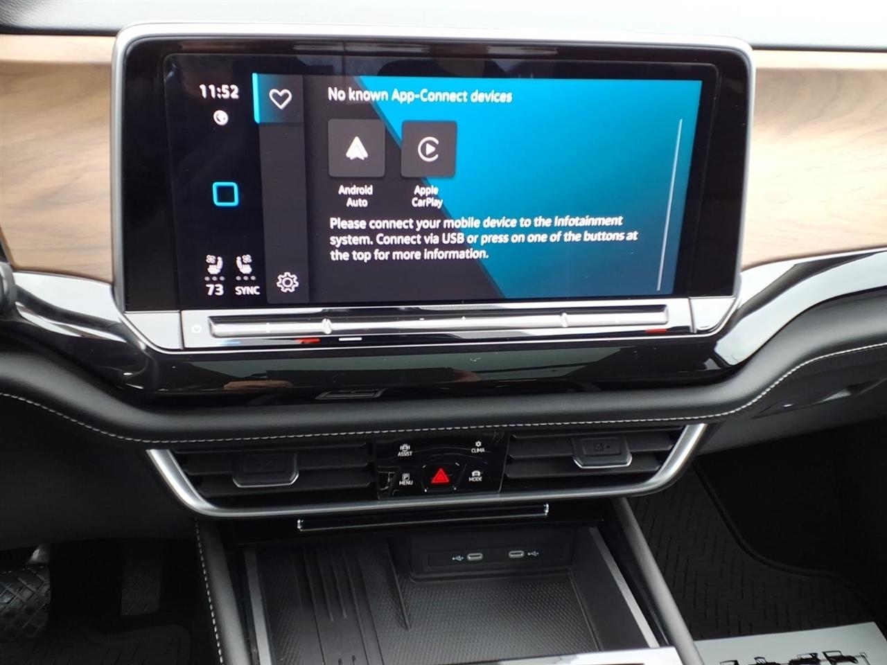 Volkswagen Atlas 2.0T SE w/Technology 4MOTION 2025