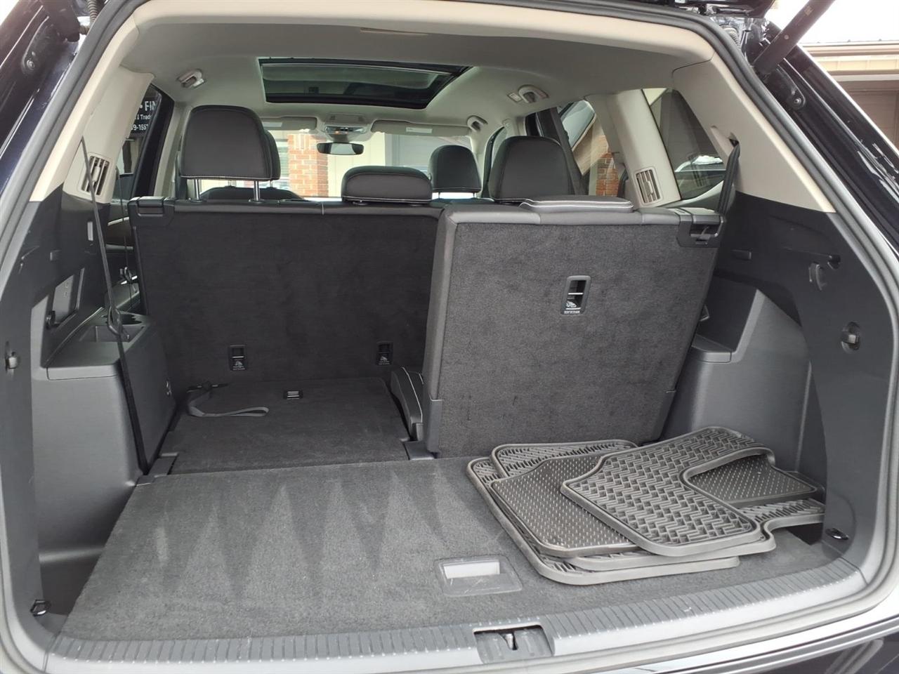 Volkswagen Atlas 2.0T SE w/Technology 4MOTION 2025