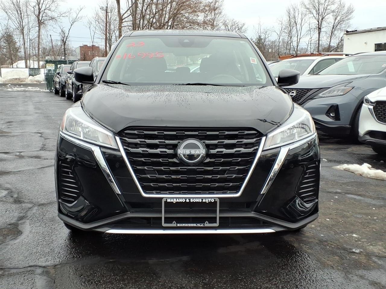 Nissan Kicks S FWD 2023