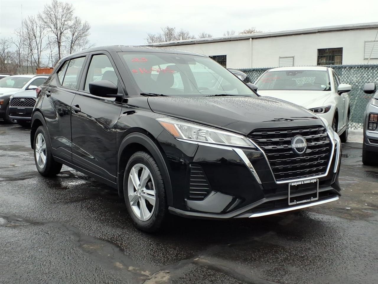 Nissan Kicks S FWD 2023