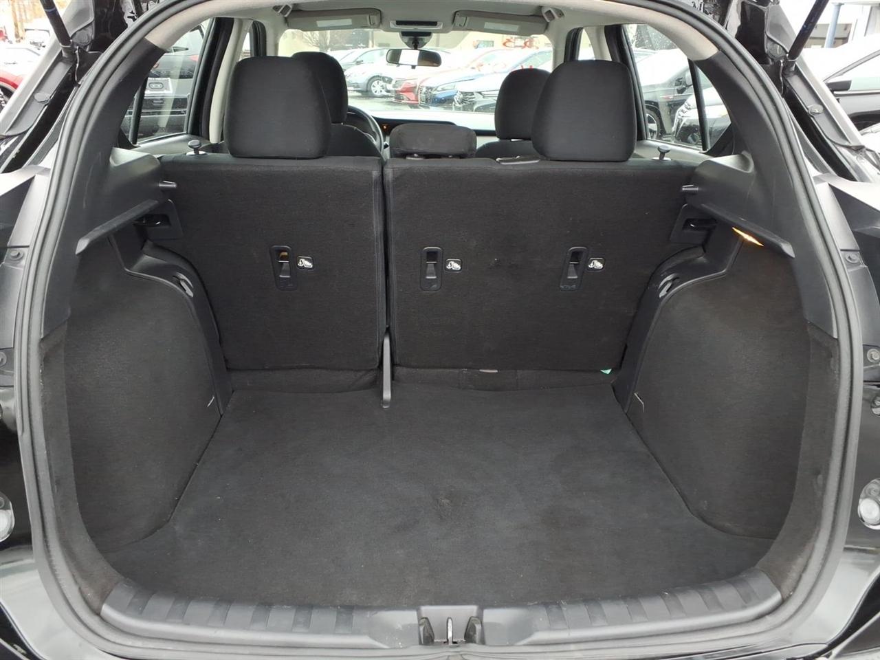 Nissan Kicks S FWD 2023