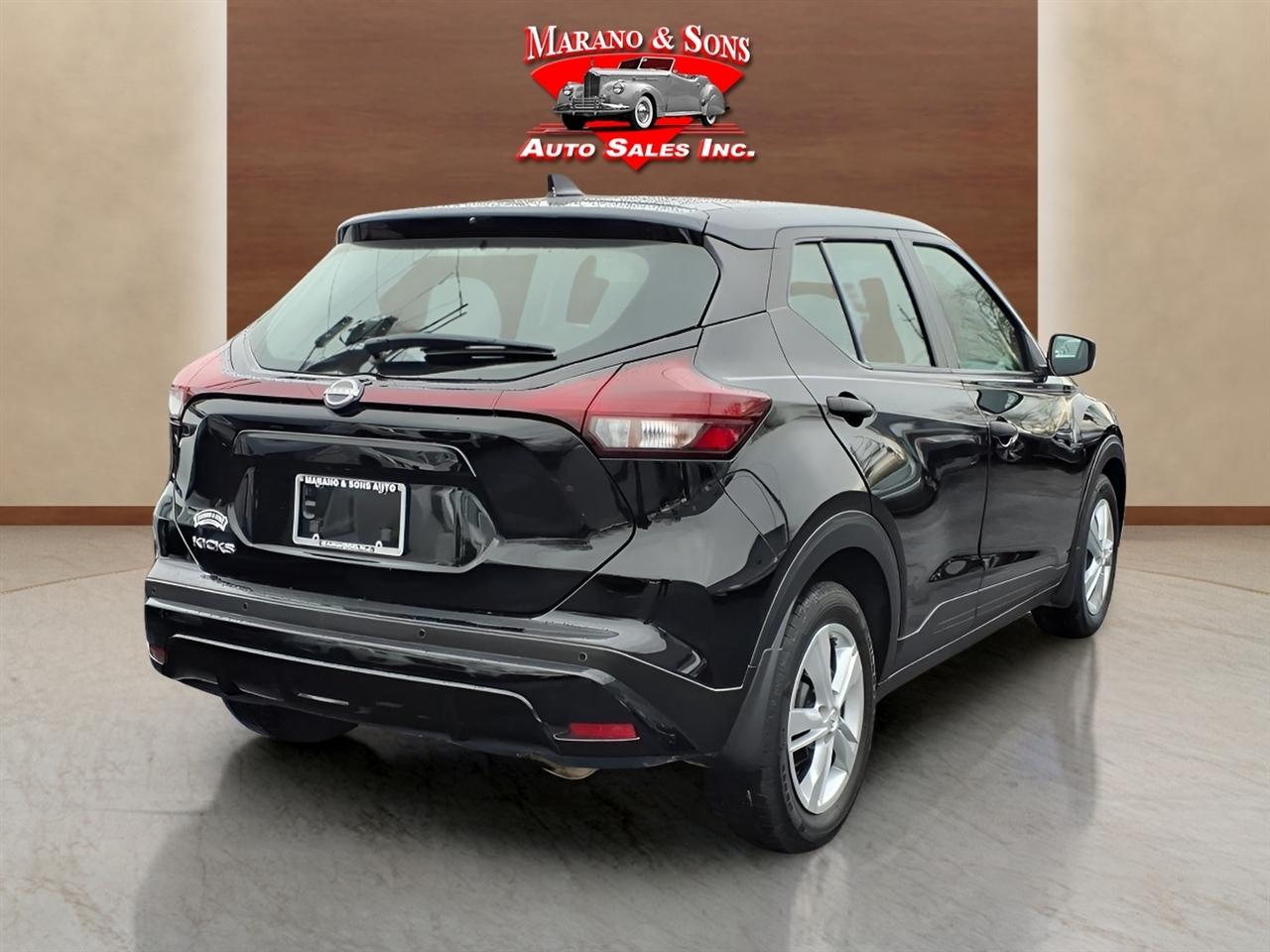 Nissan Kicks S FWD 2023