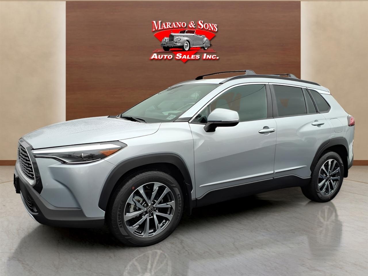 2022 Toyota Corolla Cross XLE 4WD (Natl)