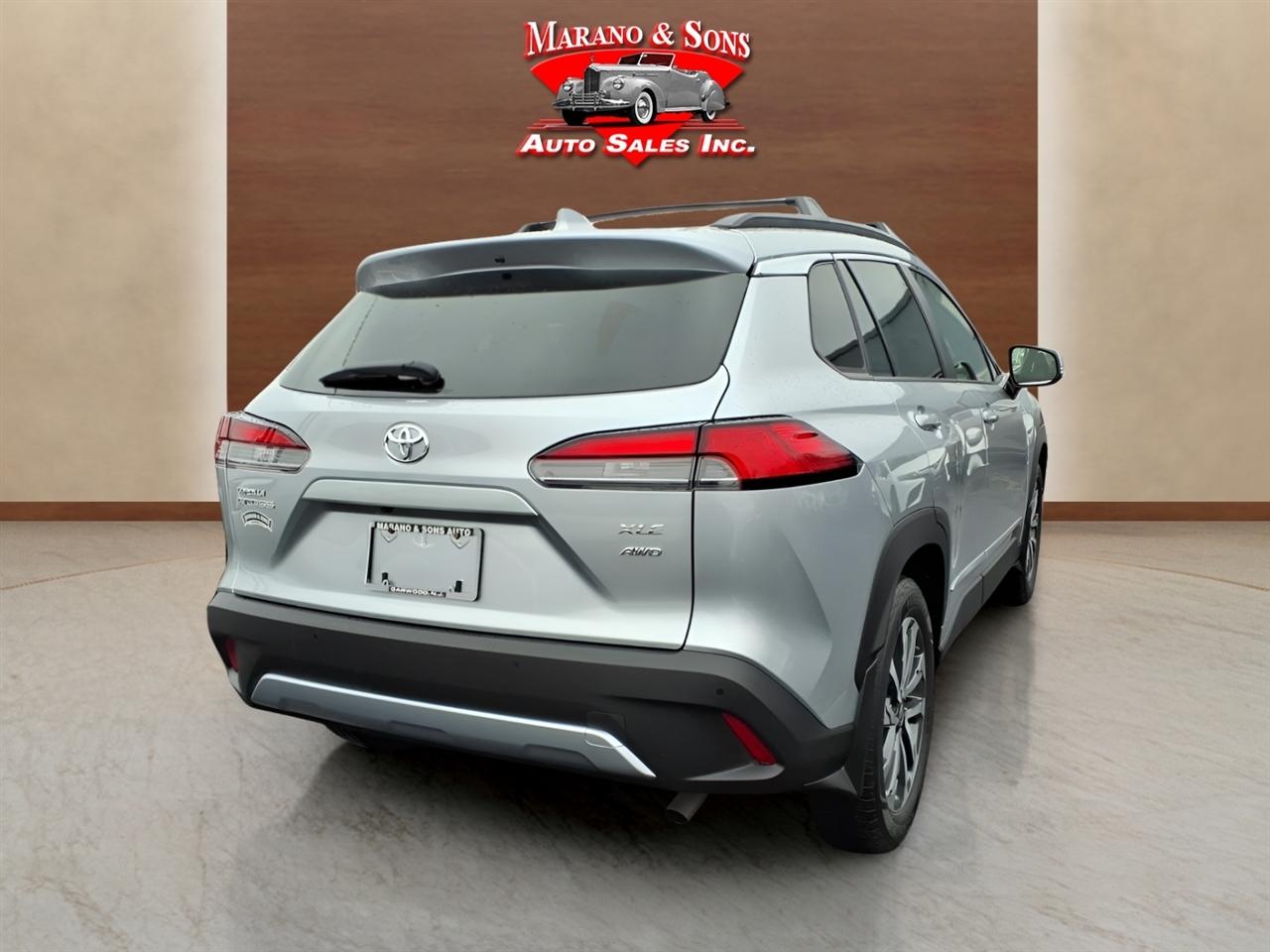 Toyota Corolla Cross XLE 4WD (Natl) 2022