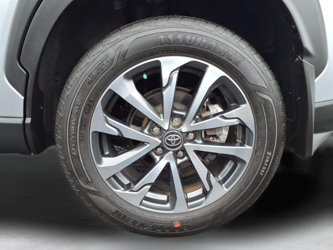 Toyota Corolla Cross XLE 4WD (Natl) 2022