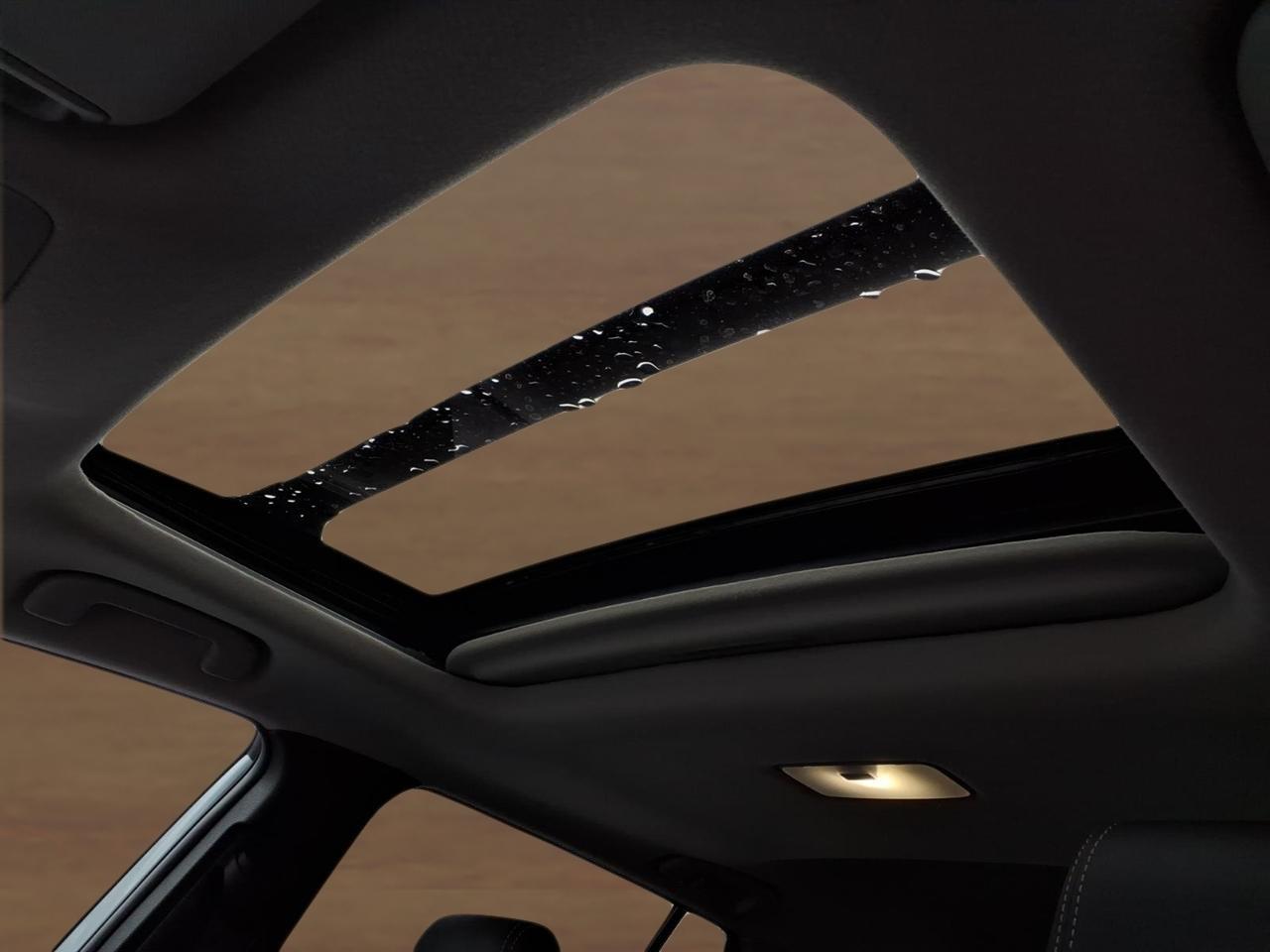 Toyota Corolla Cross XLE 4WD (Natl) 2022