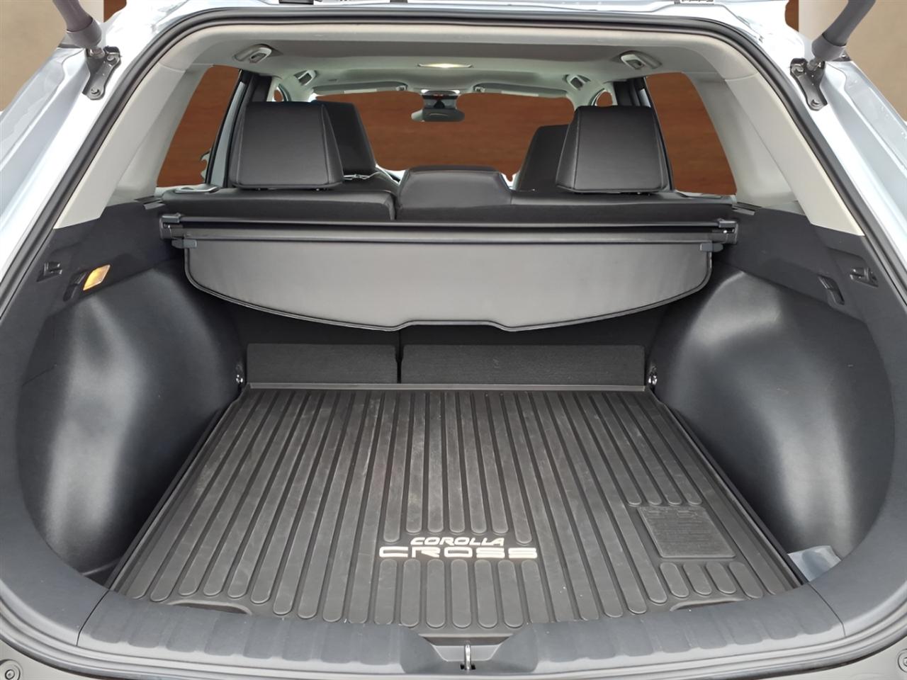 Toyota Corolla Cross XLE 4WD (Natl) 2022