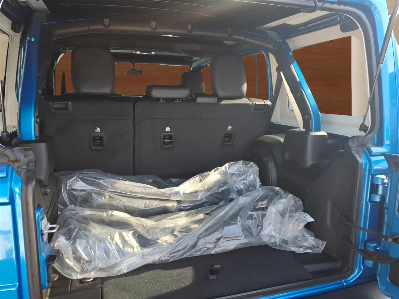 Jeep Wrangler 4xe Unlimited Sahara 4x4 2022