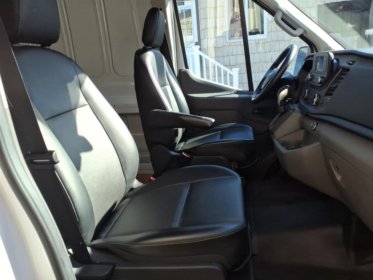 Ford Transit Cargo Van T-250 148" EL Hi Rf 9070 GVWR RWD 2021