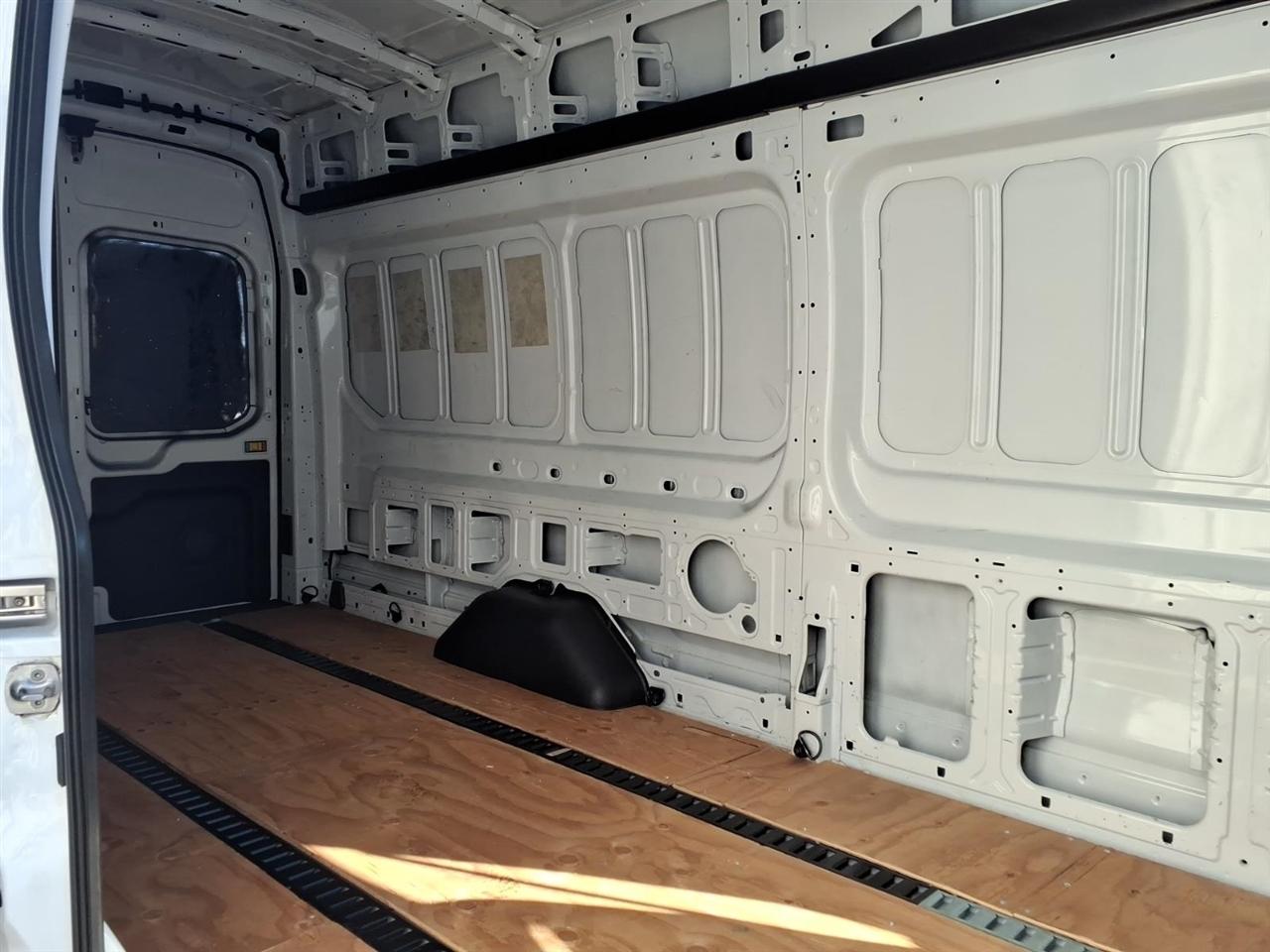 Ford Transit Cargo Van T-250 148" EL Hi Rf 9070 GVWR RWD 2021