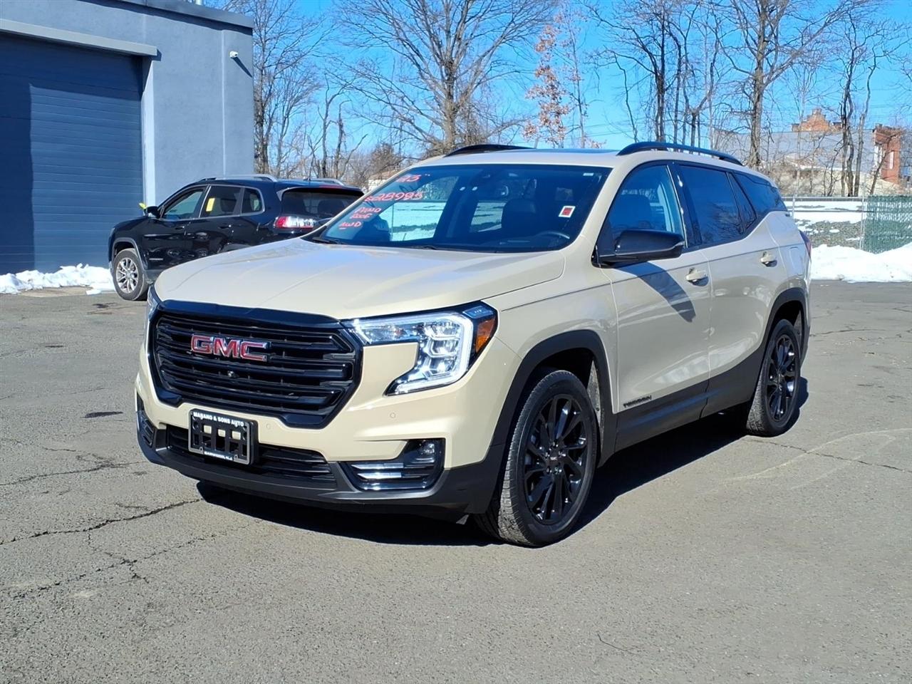 2023 GMC Terrain AWD 4dr SLT