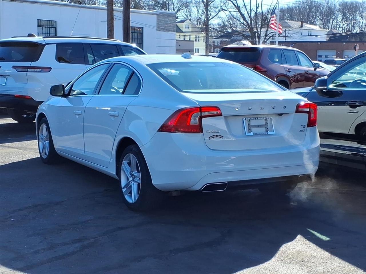 Volvo S60 4dr Sdn T5 AWD 2014