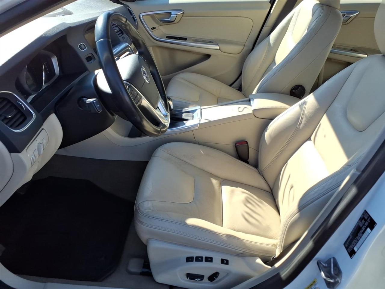 Volvo S60 4dr Sdn T5 AWD 2014