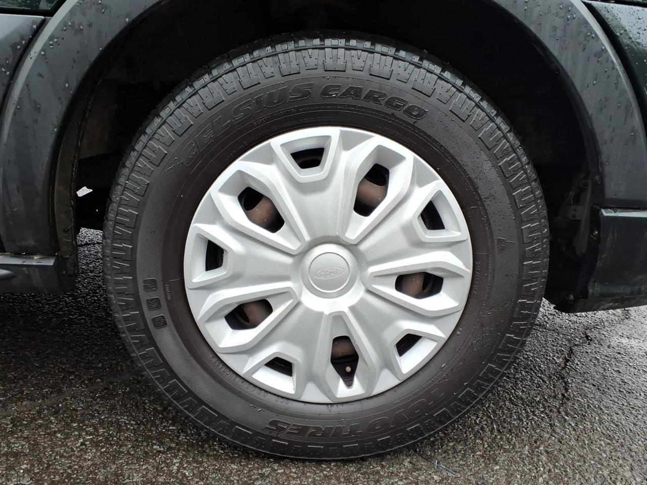 Ford Transit Passenger Wagon T-350 148" Med Roof XLT RWD 2020