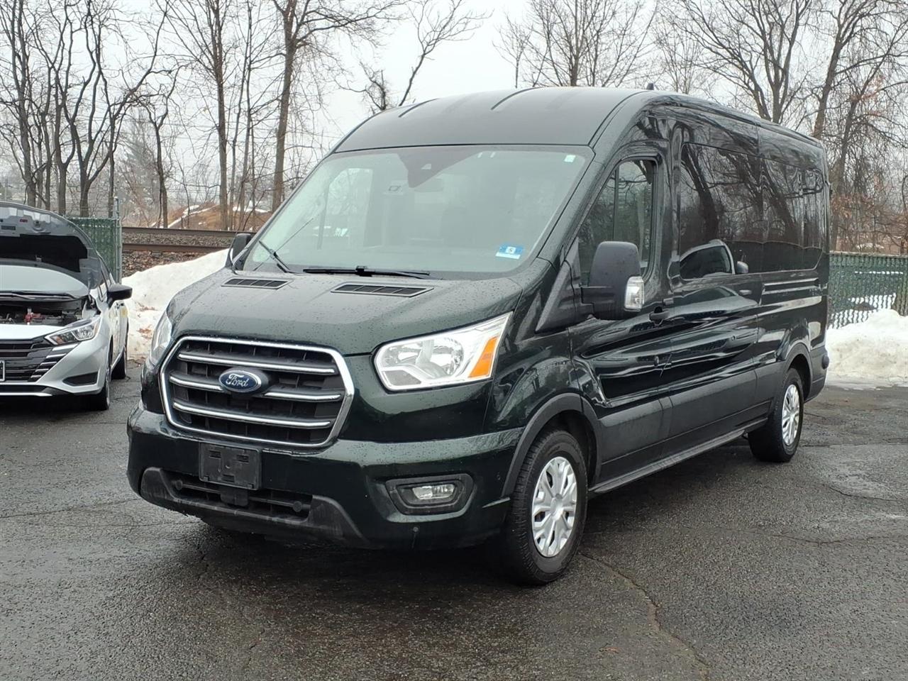 2020 Ford Transit Passenger Wagon T-350 148" Med Roof XL RWD