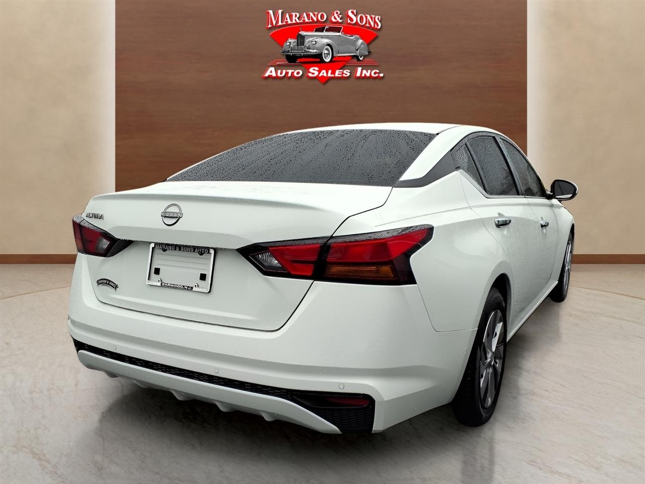 Nissan Altima 2.5 S Sedan 2023