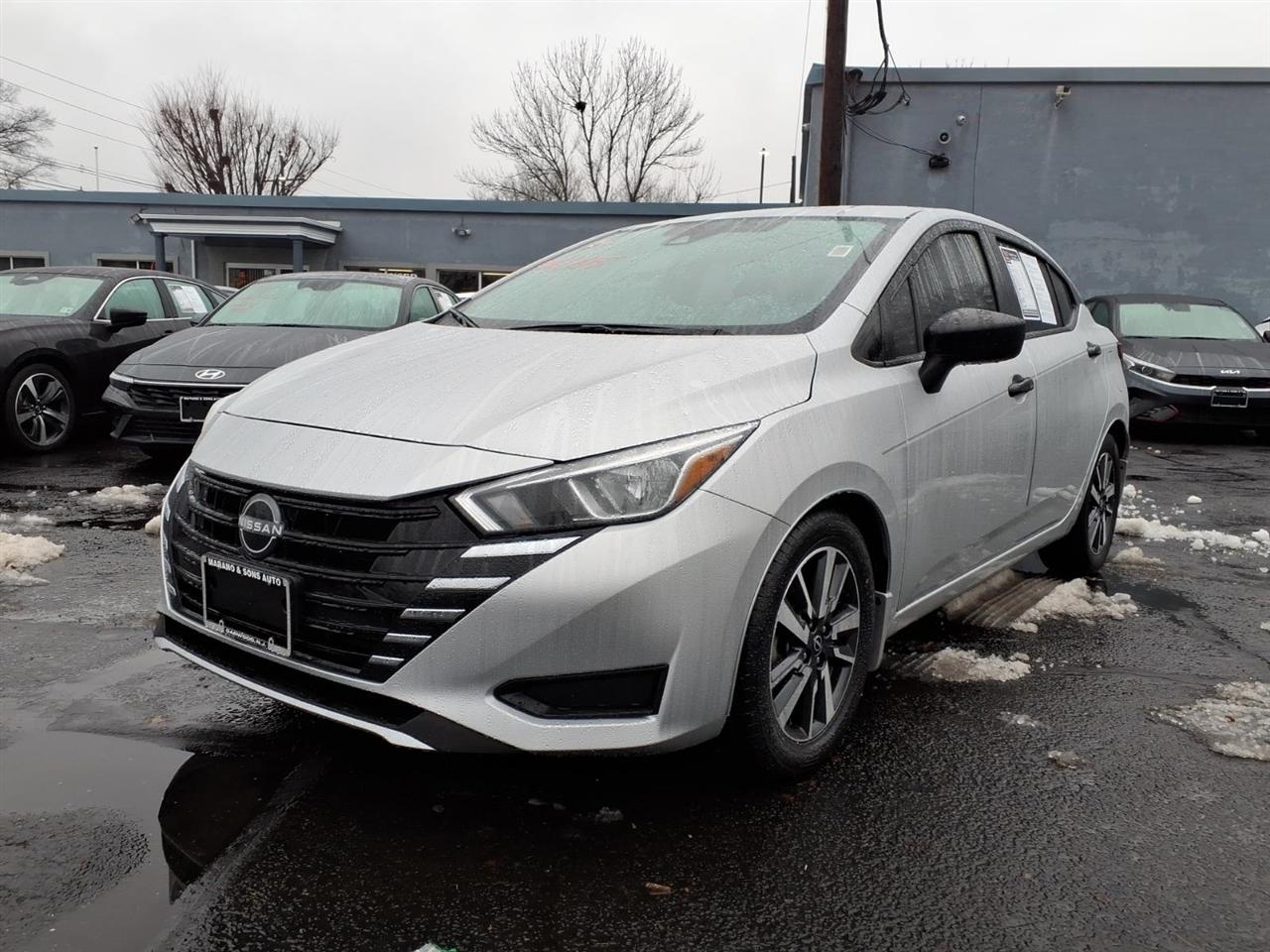 2024 Nissan Versa S CVT
