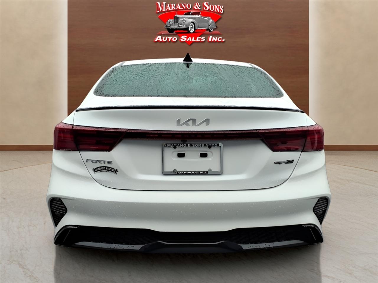 Kia Forte GT-Line IVT 2024