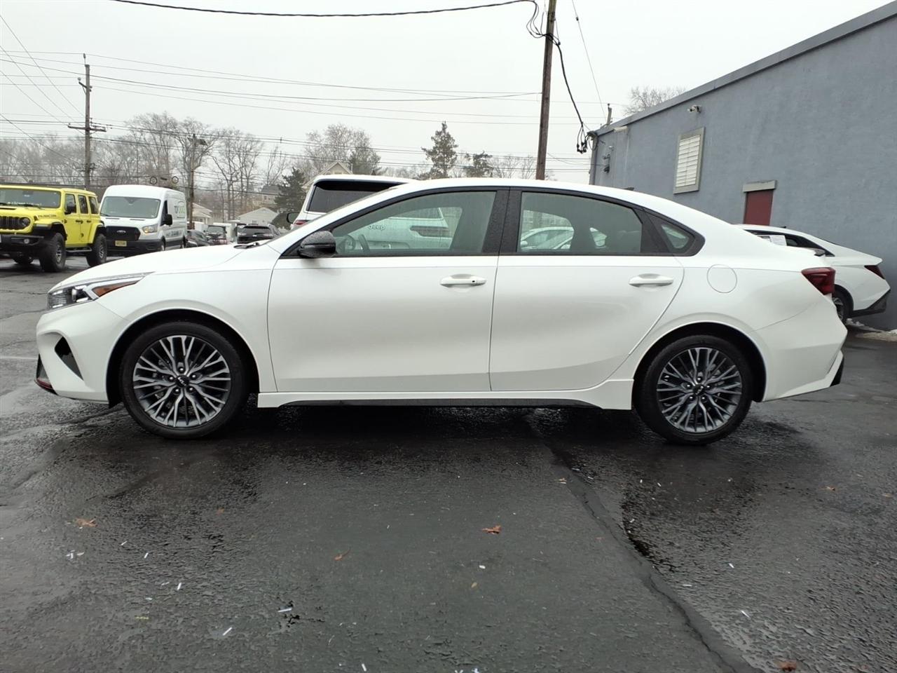 Kia Forte GT-Line IVT 2024