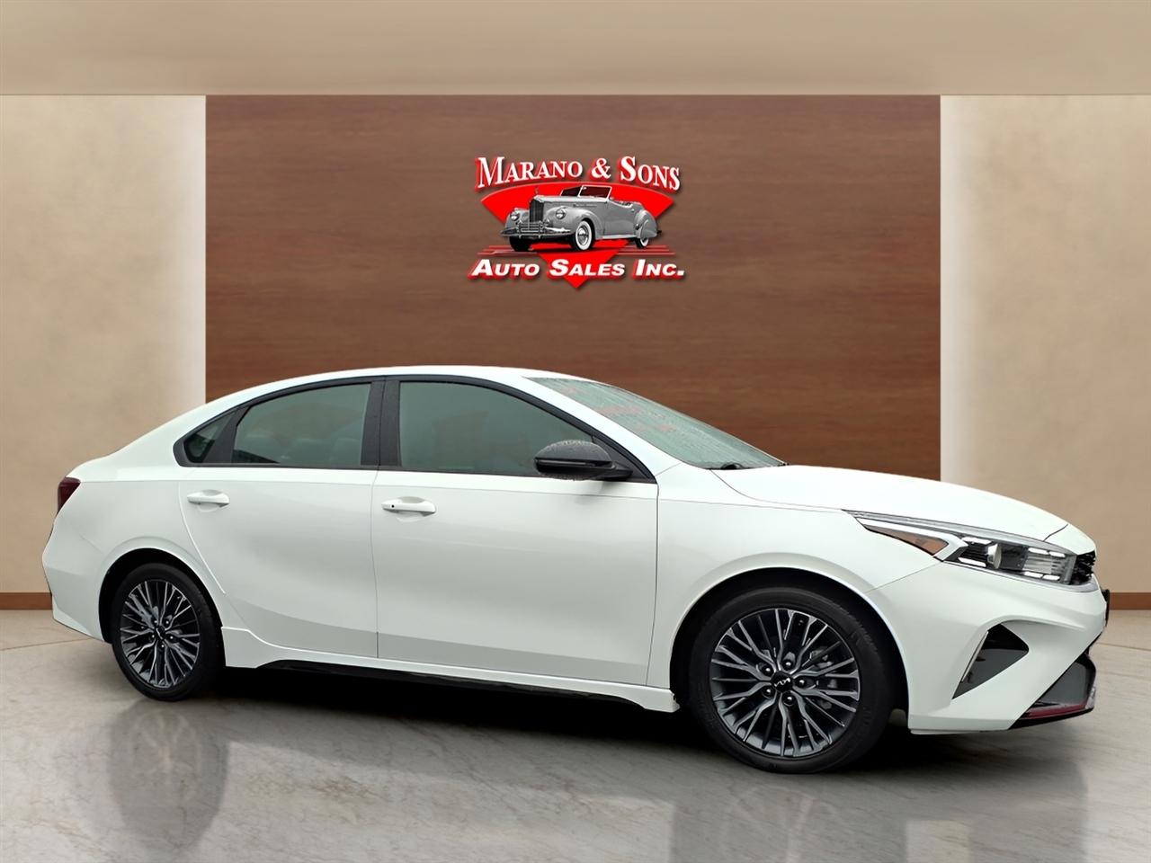 Kia Forte GT-Line IVT 2024