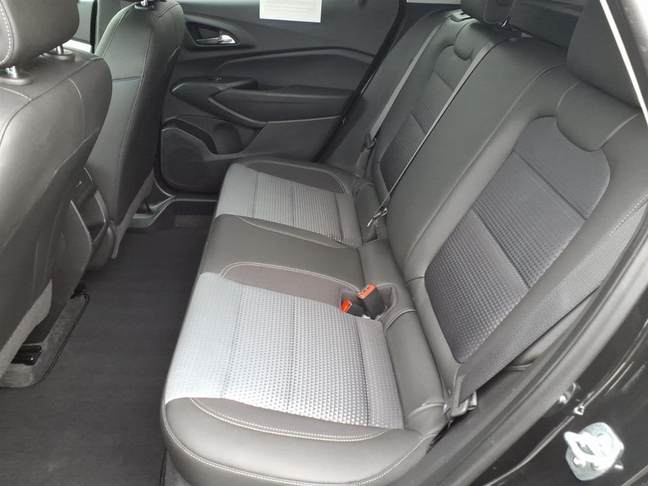 Chevrolet Trax FWD 4dr LT 2025