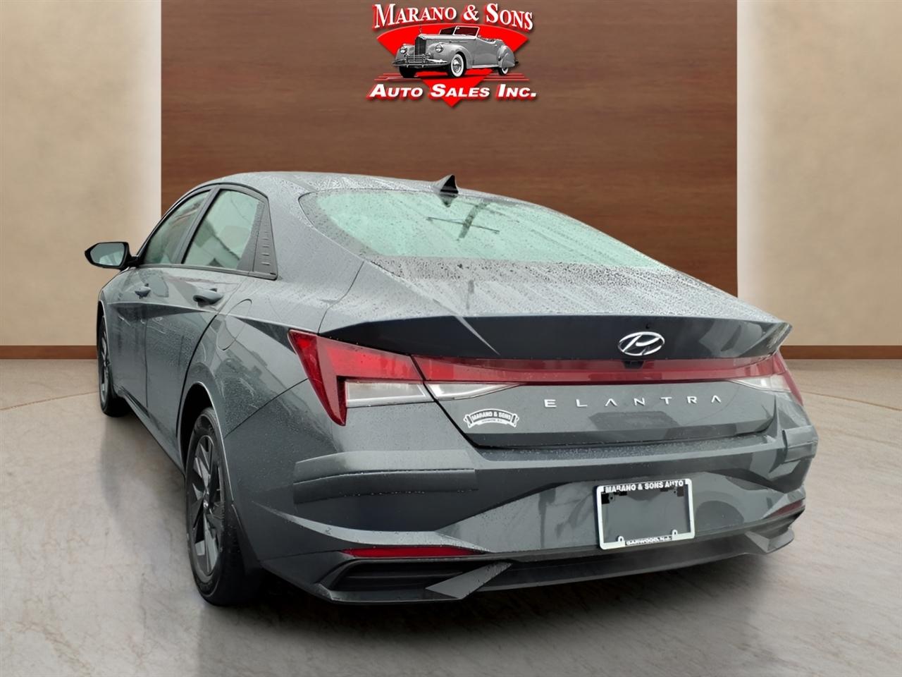 Hyundai Elantra SEL IVT 2023