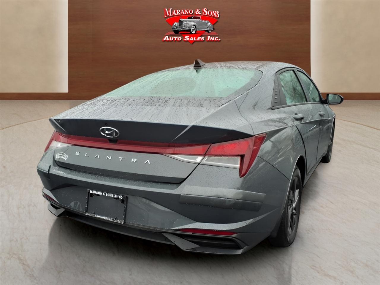 Hyundai Elantra SEL IVT 2023