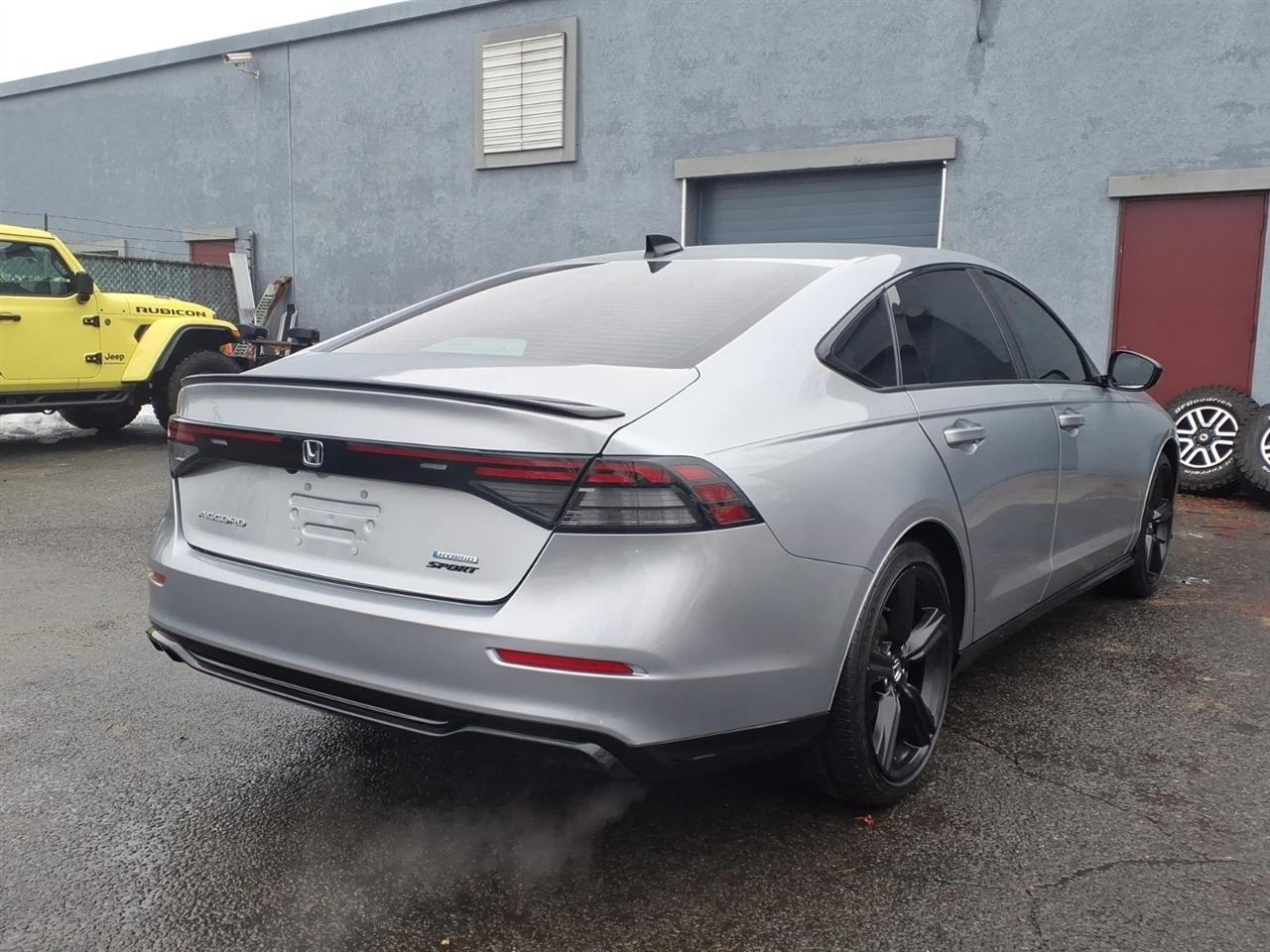 Honda Accord Hybrid Sport-L Sedan 2023