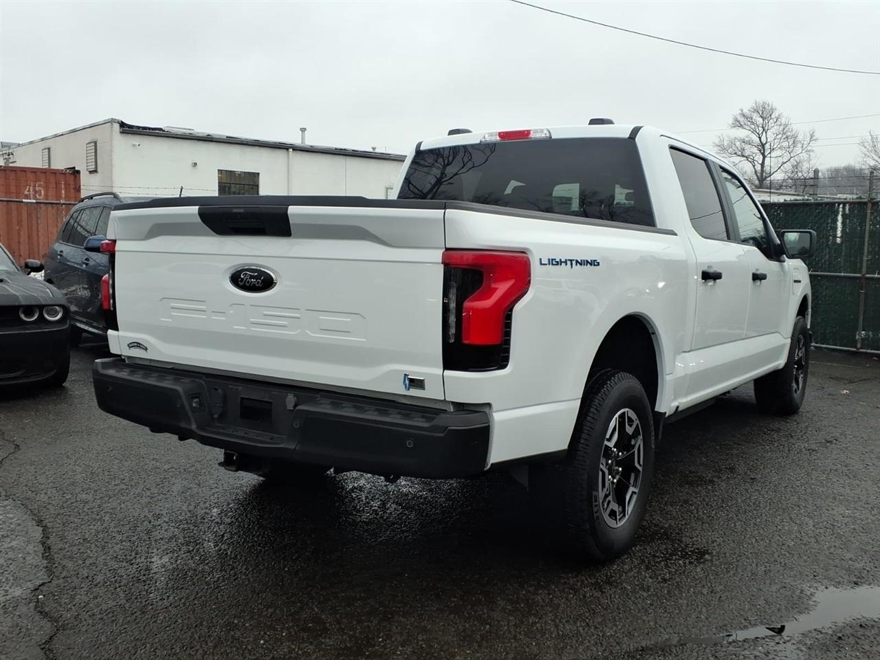 Ford F-150 Lightning Platinum 4WD SuperCrew 5.5' Box 2023