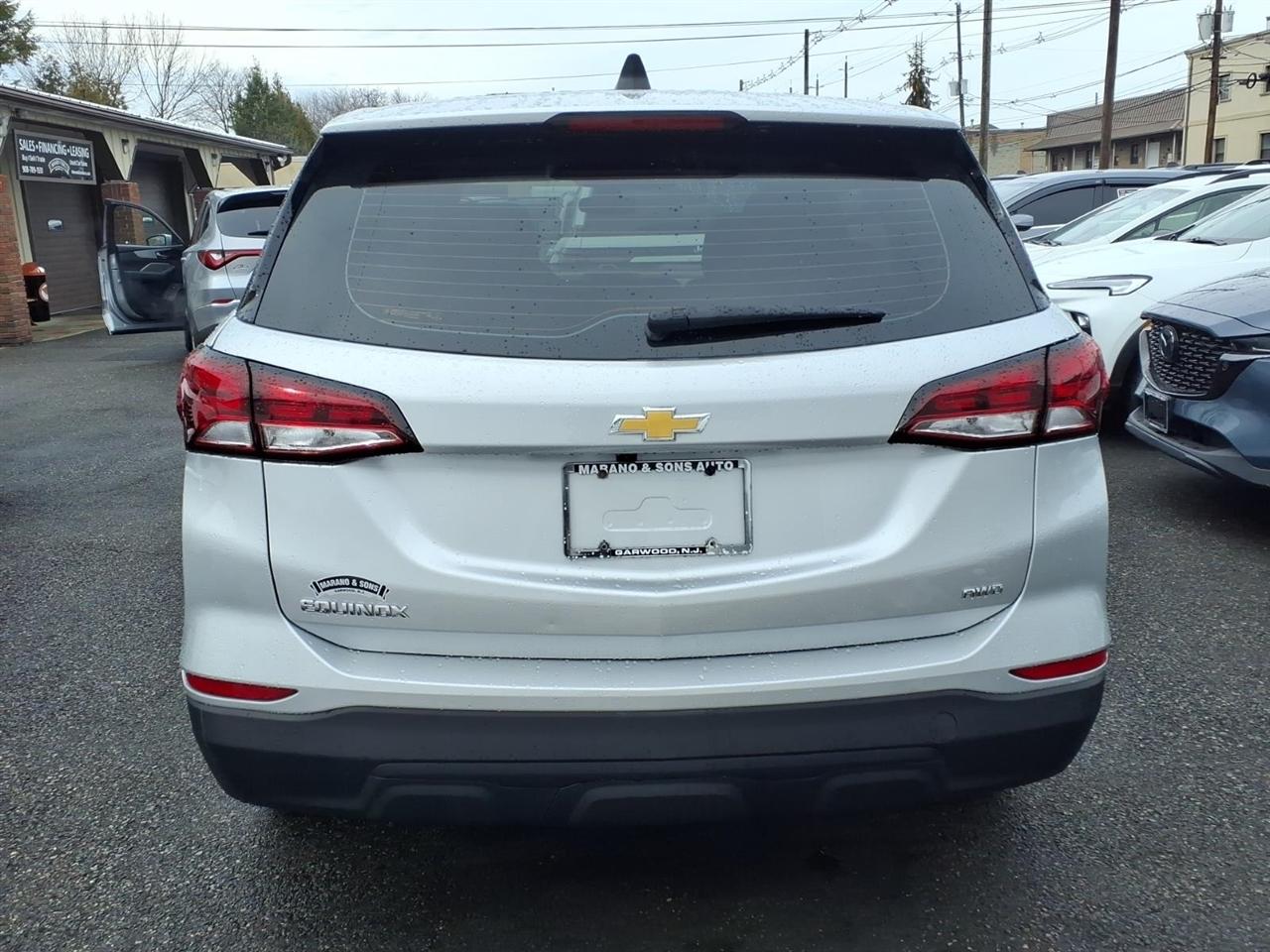 Chevrolet Equinox AWD 4dr LS w/1LS 2022