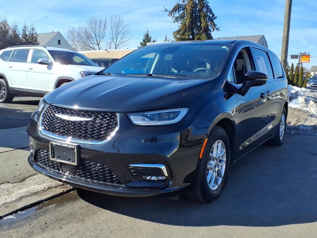2023 Chrysler Pacifica Touring L FWD