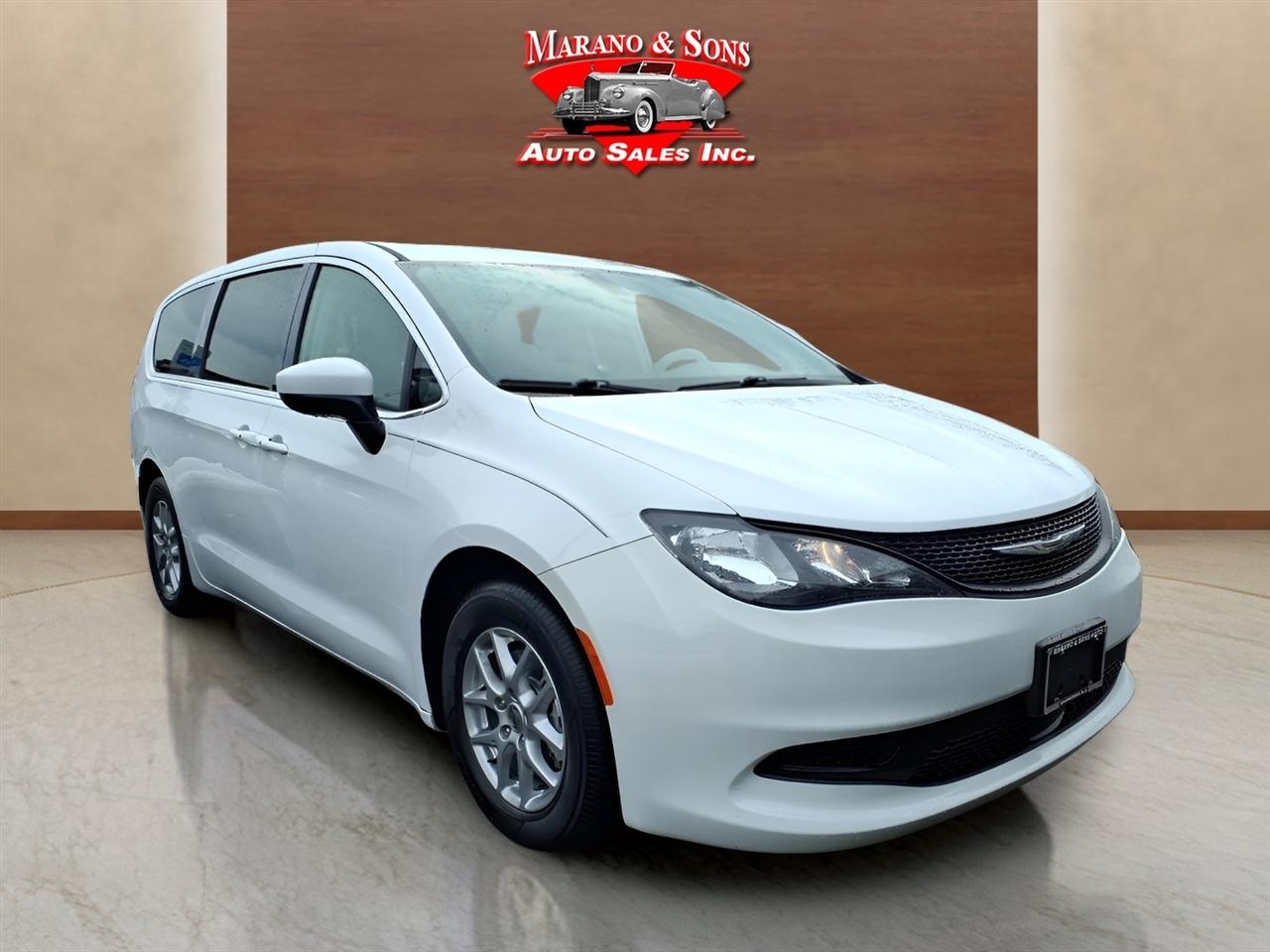 Chrysler Voyager LX FWD 2022