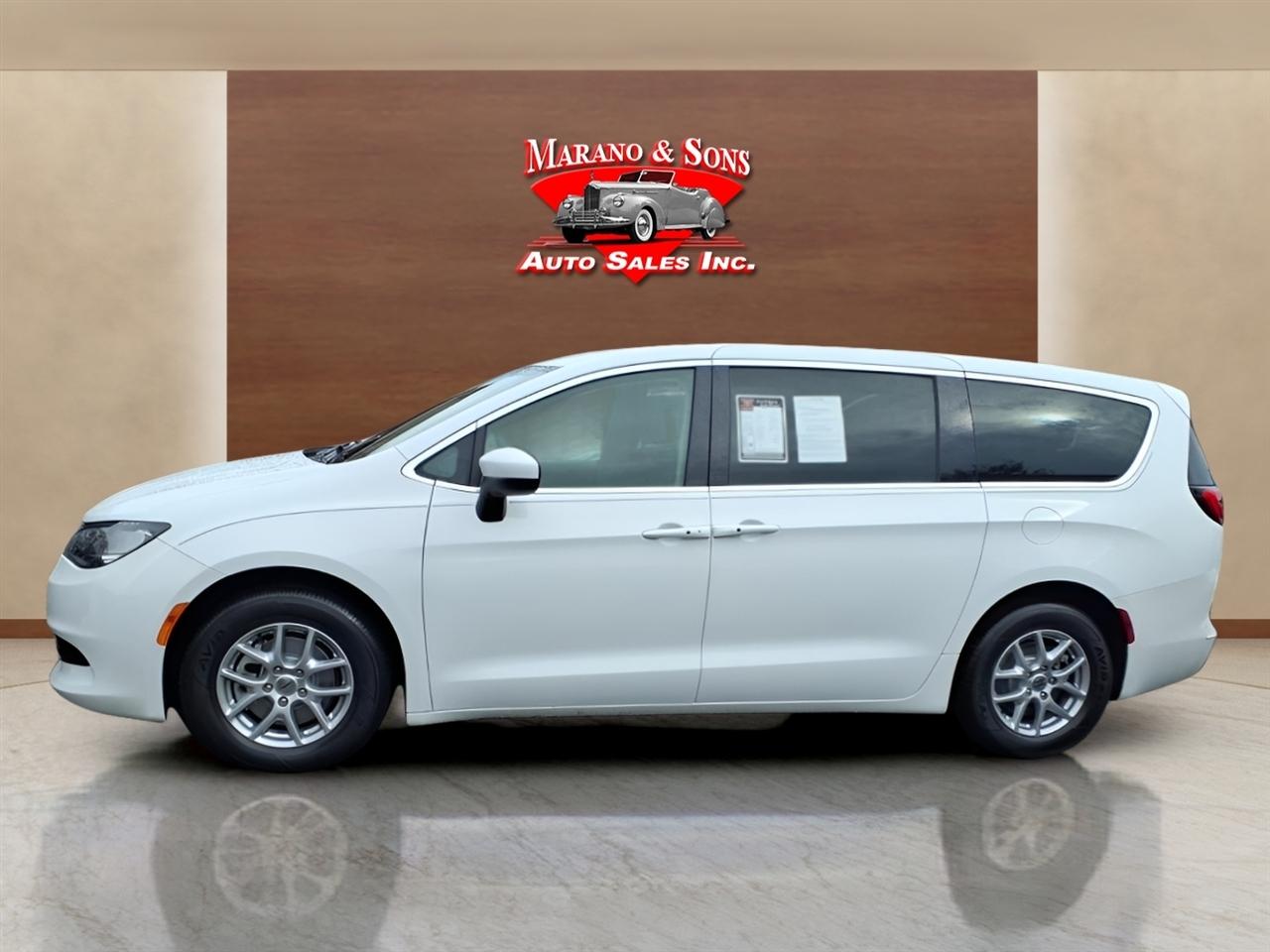 Chrysler Voyager LX FWD 2022