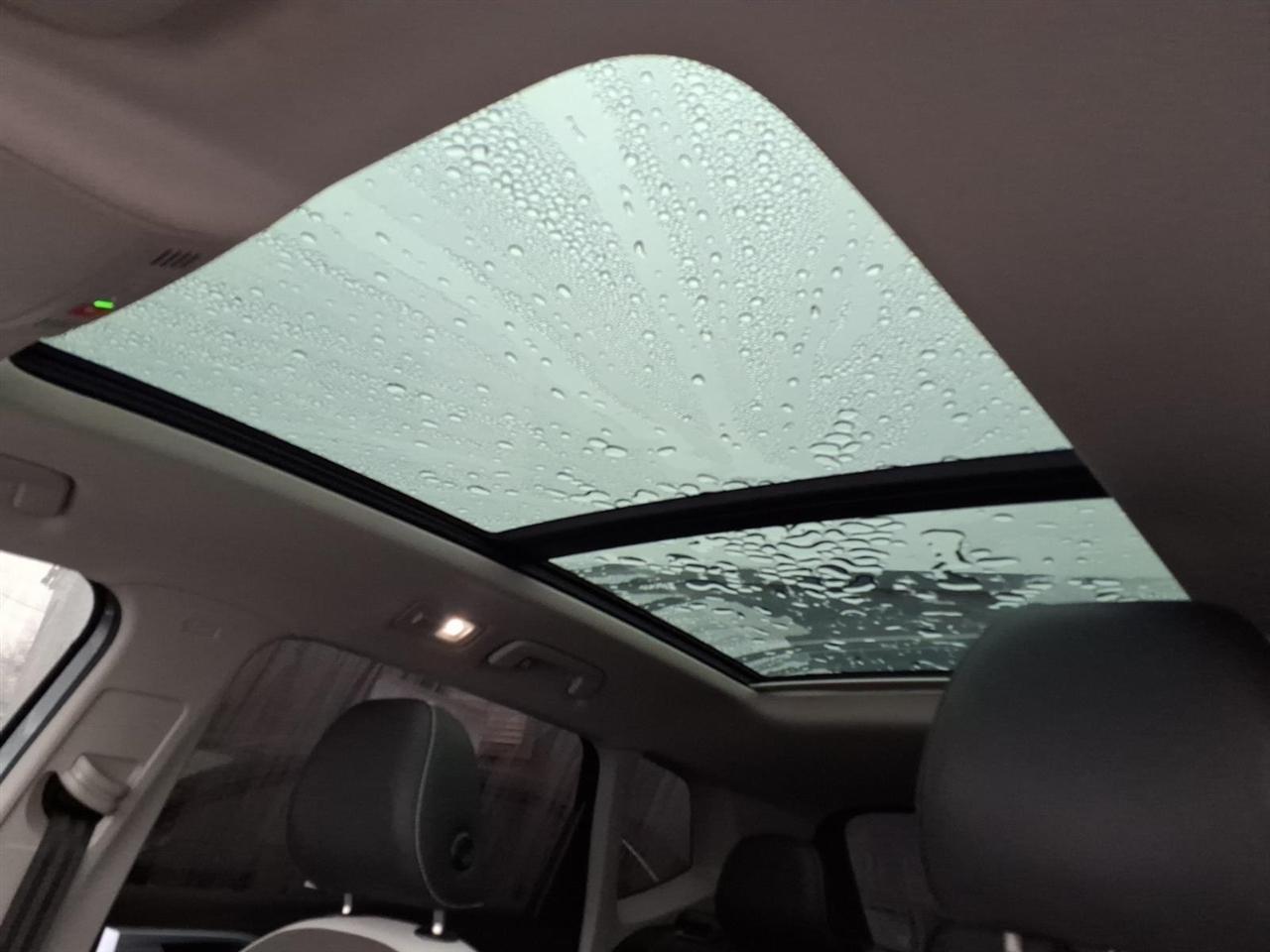 Volkswagen Taos SE FWD 2025