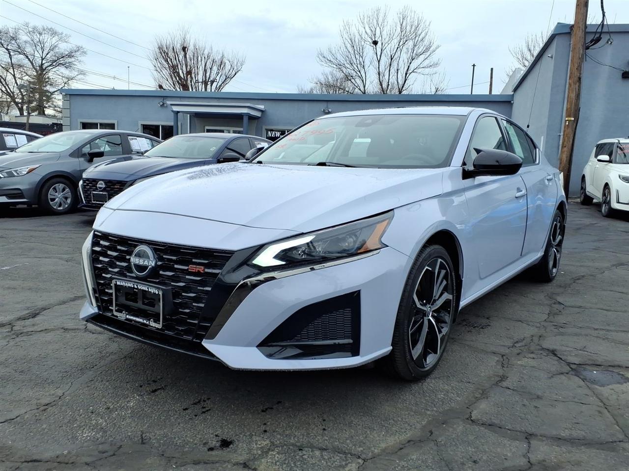 Nissan Altima SR AWD 2025