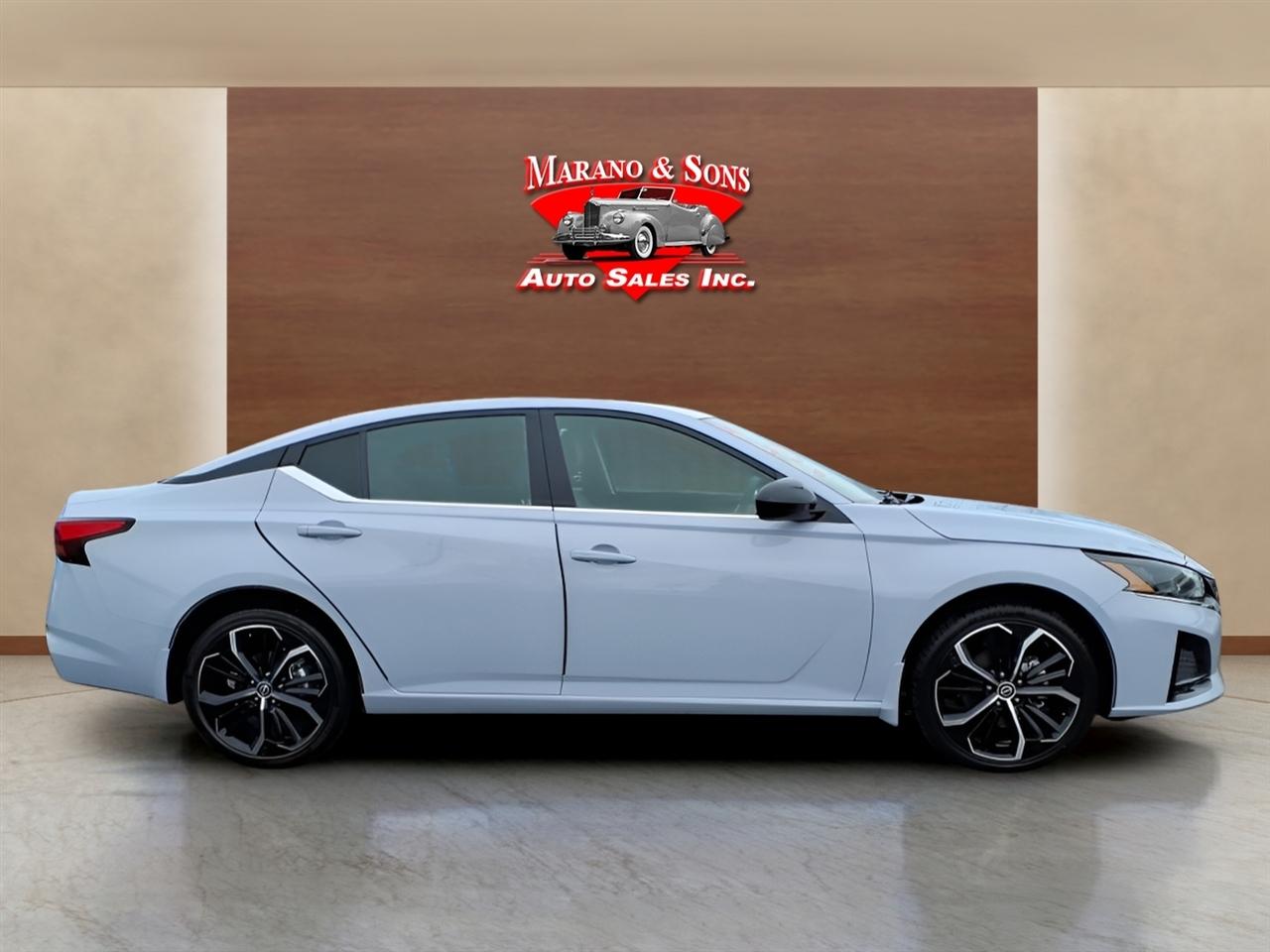 Nissan Altima SR AWD 2025